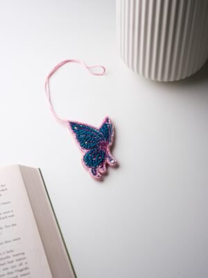 ميدالية مطرّزة - Hand-Embroidered Charm